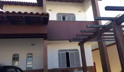 CASA RESIDENCIAL à venda, 3 quartos, 2 suítes, 3 vagas, Santa Rosa - Uberlândia/MG