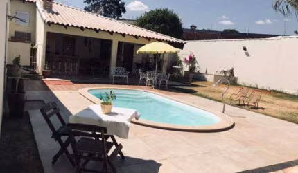 CASA RESIDENCIAL à venda, 3 quartos, 3 suítes, 4 vagas, Presidente Roosevelt - Uberlândia/MG
