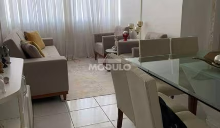 APARTAMENTO à venda, 3 quartos, 1 suíte, 1 vaga, Martins - Uberlândia/MG