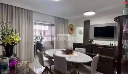 APARTAMENTO à venda, 3 quartos, 1 suíte, 2 vagas, Santa Mônica - Uberlândia/MG