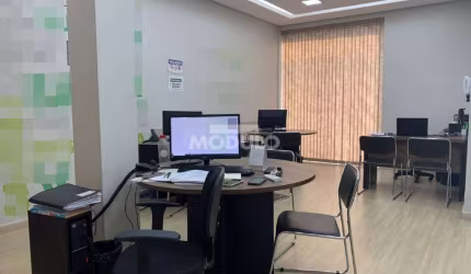 CASA COMERCIAL à venda, 2 suítes, 2 vagas, CENTRO - Uberlândia/MG
