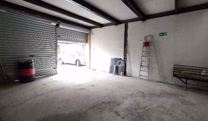 Loja Comercial para locação no Vigilato Pereira