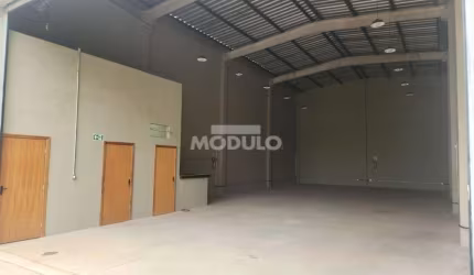 Galpão comercial para locação no Jardim Canaã