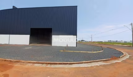 Barracão Comercial para locação Bairro Centro Empresarial Leste lll