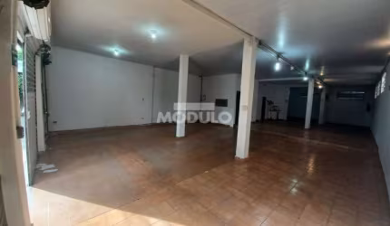 Loja/Cômodo Comercial para locação Bairro Martins