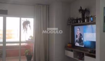 APARTAMENTO à venda, 3 quartos, 1 suíte, 1 vaga, CENTRO - Uberlândia/MG