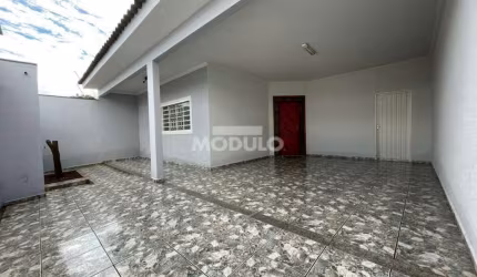 CASA RESIDENCIAL à venda, 3 quartos, 1 suíte, 2 vagas, Granada - Uberlândia/MG