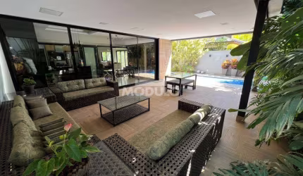 CASA DE CONDOMÍNIO à venda, 5 quartos, 2 suítes, 3 vagas, JARDIM SUL - Uberlândia/MG
