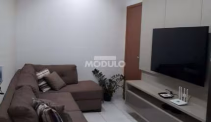 APARTAMENTO à venda, 2 quartos, 1 suíte, 1 vaga, Jardim Europa - Uberlândia/MG