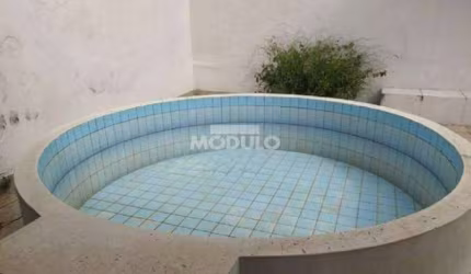 Casa residencial para locação no bairro Umuarama