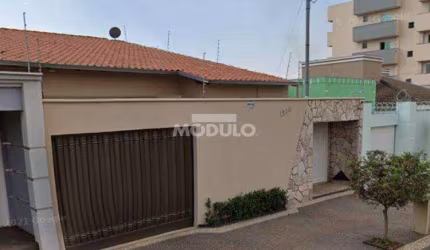 CASA RESIDENCIAL à venda, 3 quartos, 3 suítes, 2 vagas, Chácaras Tubalina e Quartel - Uberlândia/MG