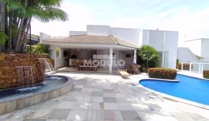 CASA RESIDENCIAL à venda, 5 quartos, 5 suítes, 5 vagas, JARDIM COLINA - Uberlândia/MG