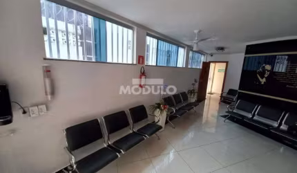 Sala comercial para locação no Bairro Saraiva