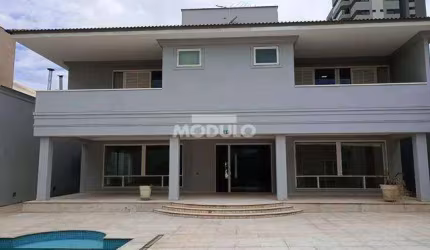 Casa comercial para locação no Bairro Morada da Colina