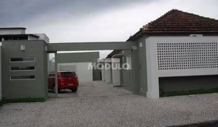 Casa comercial para locação Bairro Fundinho