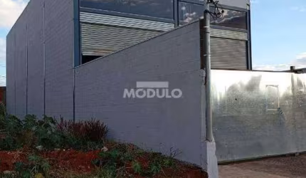 Barracão comercial para locação no Bairro Lago Azul