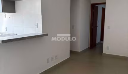 APARTAMENTO à venda, 2 quartos, 1 suíte, 1 vaga, Santa Mônica - Uberlândia/MG