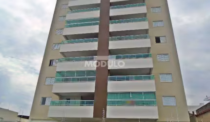 Apartamento residencial para locação Bairro Martins com 3 quartos