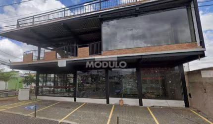 Prédio comercial para locação Bairro Laranjeiras