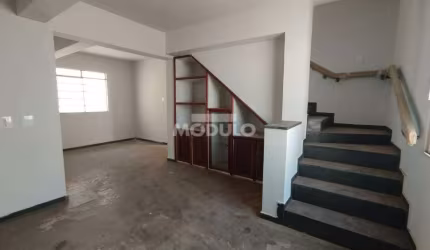 Sobrado comercial na regiao central
