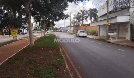 Excelente terreno de 360 M em avenida do Jaragua