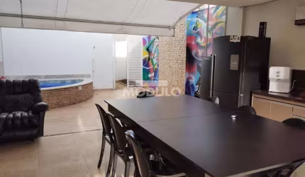 Exelente Casa Terrea condominio Paradiso Ecologico