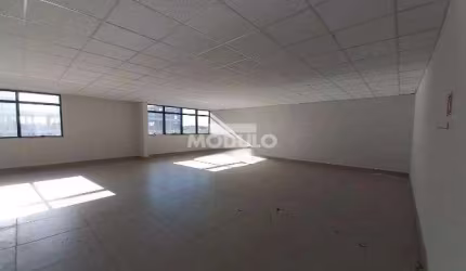 SALA para alugar no Jardim Karaíba