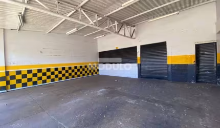 Loja comercial para locação, bairro Laranjeiras