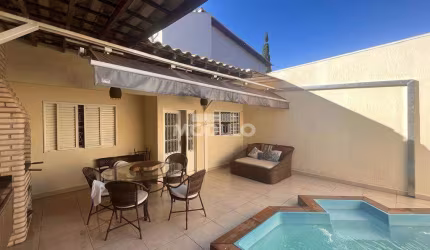 Exelente Casa com Fino Acabamento Bairro Gramado