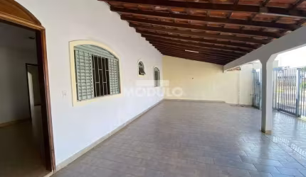 CASA RESIDENCIAL à venda, 3 quartos, 1 suíte, 3 vagas, DONA ZULMIRA - Uberlândia/MG