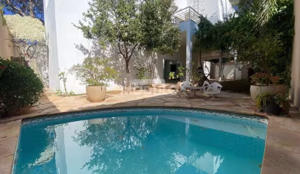 Excelente Casa com projeto diferenciado no Karaiba