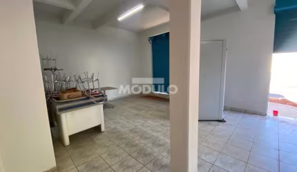 Loja comercial para locação, bairro Tibery