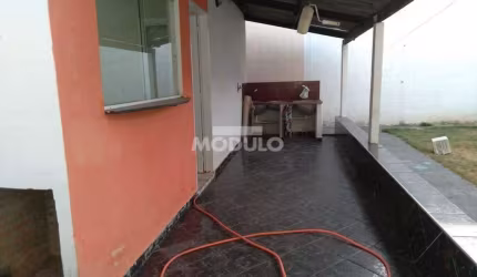 Casa a venda planalto