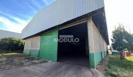 Galpão comercial para locação no Distrito industrial