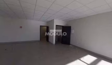 Sala comercial para locação, bairro Jardim Karaiba