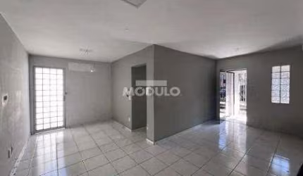 Casa Residencial/Comercial para locação no Lídice