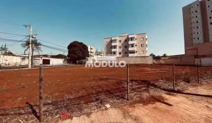Excelente Terreno Plano de 600 M Novo Mundo