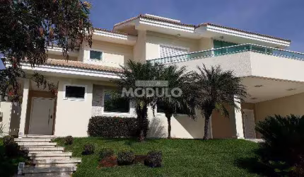 Casa residencial para locação, bairro Jardins Roma