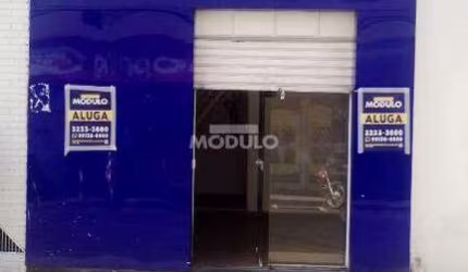 Cômodo comercial para locação na região Central