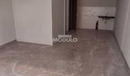 Loja comercial para locação em Galeria no bairro Alto Umuarama