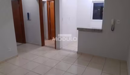 APARTAMENTO à venda, 2 quartos, 1 suíte, Santa Mônica - Uberlândia/MG