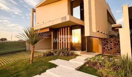 CASA DE CONDOMÍNIO à venda, 4 quartos, 4 suítes, 4 vagas, JARDIM SUL - Uberlândia/MG