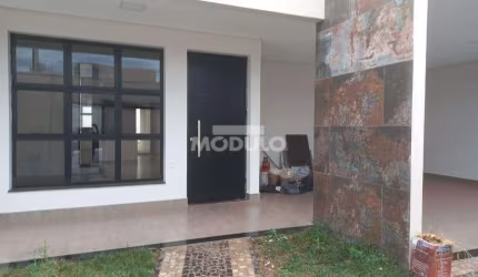 CASA RESIDENCIAL à venda, 3 quartos, 1 suíte, Shopping Park - Uberlândia/MG