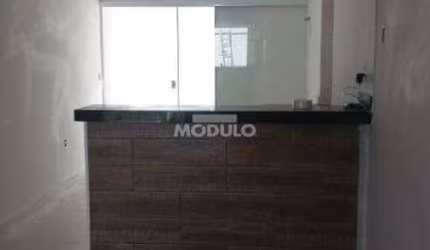 CASA RESIDENCIAL à venda, 2 quartos, 1 suíte, 1 vaga, JARDIM CANAA - Uberlândia/MG