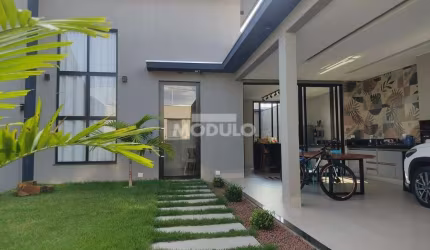 Excelente Casa com Fino Acabamento Jardim Europa