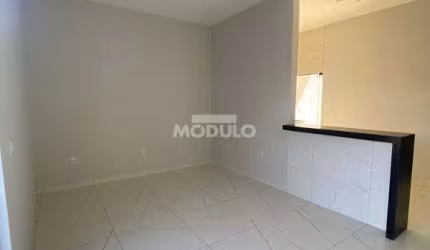 CASA RESIDENCIAL à venda, 3 quartos, 1 suíte, 2 vagas, MINAS GERAIS - Uberlândia/MG