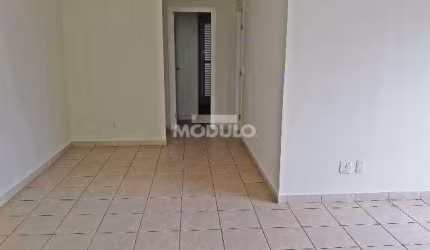 Apartamento residencial para locação no Centro da Cidade com 2 quartos