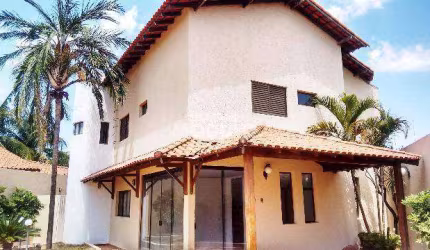 Casa Residencial para locação Bairro Jardim Karaiba