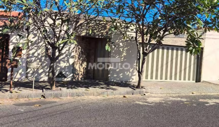 CASA RESIDENCIAL à venda, 3 quartos, 1 suíte, 2 vagas, CIDADE JARDIM - Uberlândia/MG