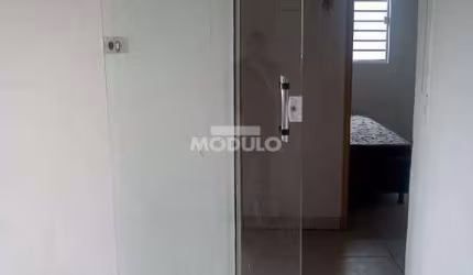 Oportunidade Imperdível: Casa 3 Quartos com Vaga, Próxima a Tudo!